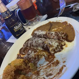 Mole Enchilada con fajita de pollo