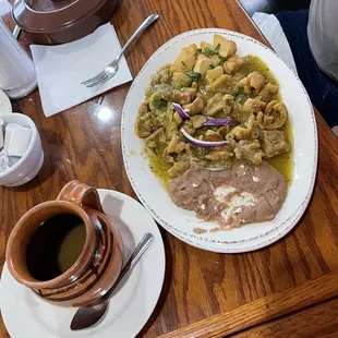 Chicharrones en salsa verde (9/10)