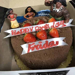 Ended-up going to Choco bakery about 10 mins from this place and got same size cake with very nice writing on it and not hair on frosting.