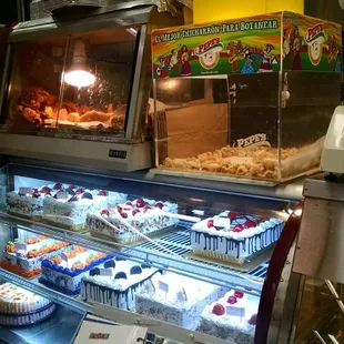 Check out their Beautiful Cakes!