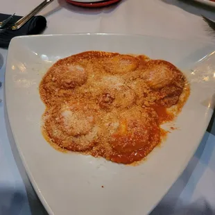 Ravioli di formaggio alla vodka