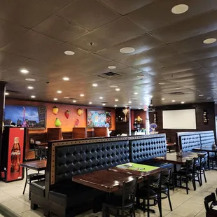 Dine in  La Casa Grande