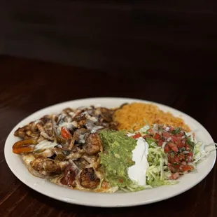 Arroz Con Pollo Y Camaron