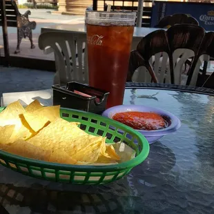 Fresh chips and salsa
