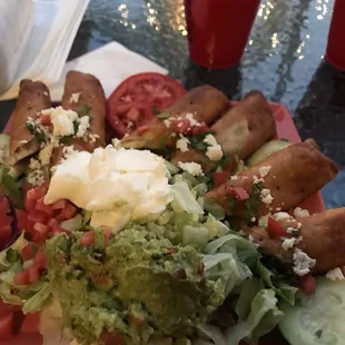 Taquitos platter yummy w shredded beef