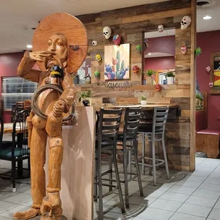 Some cool artifacts and sculptures