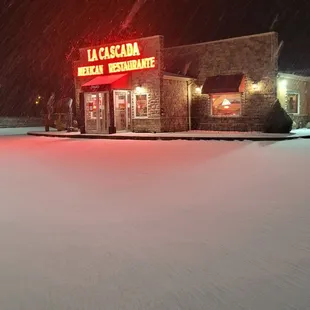 Restaurant was open in snowstorm