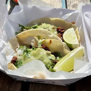 Empanadas &amp; Tacos Autenticos
