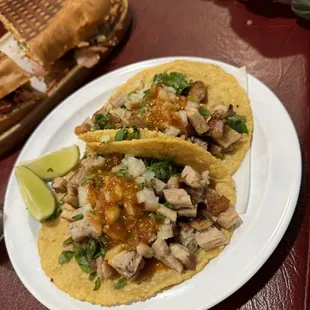 Taquitos de real suadero , en Hayward