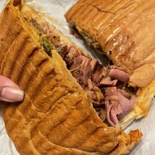 8. La Cubana Torta