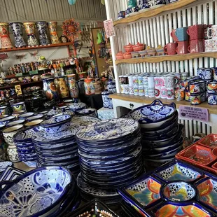 La Casita de Barro imports