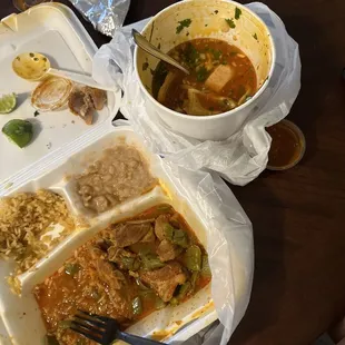 Menudo Costillas De Puerco