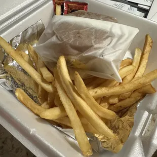 Very good burgers and fries