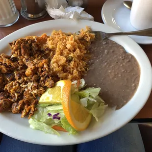 Huevos con chorizo