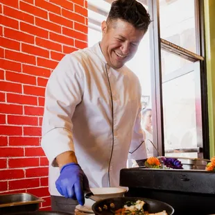 Meet the "jefe" Bossmen