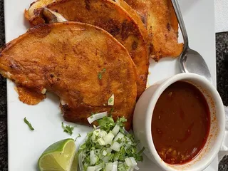 EL MOLCAJETE LOCO