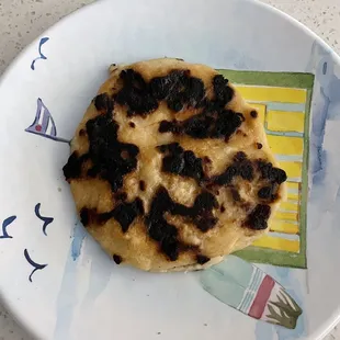 Pupusa quemada.