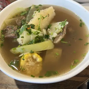 Sopa de res
