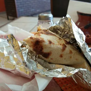 Fresh burritos, Gordian and flautas