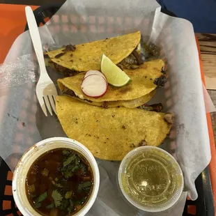 Quesabirra tacos