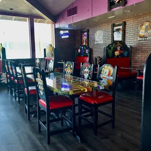 Inside, tables, decor