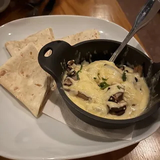 Queso Fundido