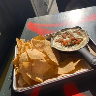 Al Pastor Queso Fundido