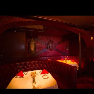 Booth seating facing the bar!