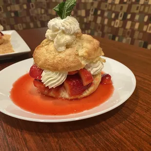 strawberry shortcake dessert