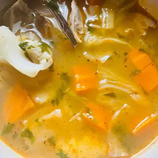 Sopa de pollo