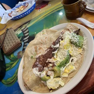 Baleada reina, lleva de todo