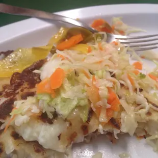 encurtido on pupusas!