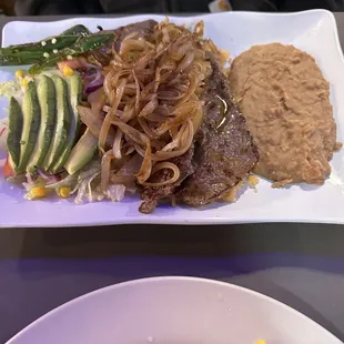 Steak and onions