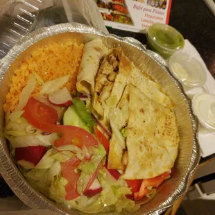 My chicken quesadilla, yummy! It was a challenge to stop myself from digging into it and take this picture.