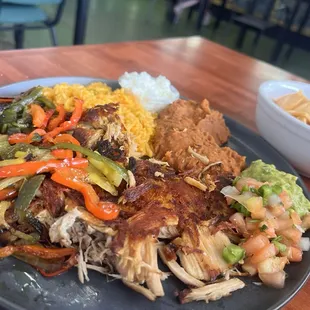 Carnitas plate