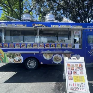 They're located in the plaza that has FoodMaxx!