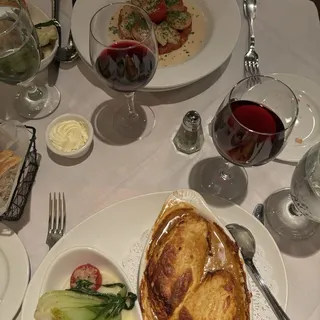 Quenelle De Brochet Sauce Homard