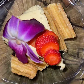 3P. CHURRO CHEESECAKE
