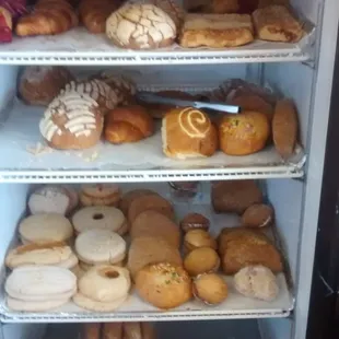 donuts, food, dough desserts