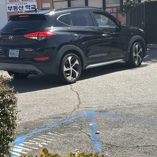 Sinberguensas se fueron sin pagar su cuenta