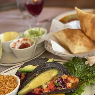 a plate of mexican food