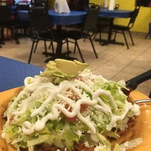 Enorme Migada de carne molida.