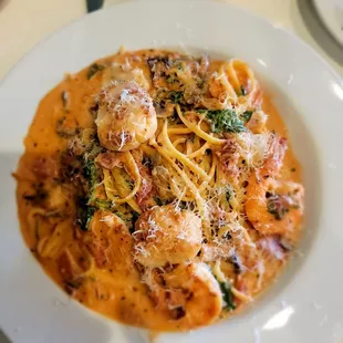 Shrimp and scallop alla pink, recommended by Kai and so happy we ordered this! Hearty and ono!