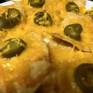 Cheese nachos