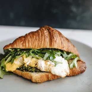 Pesto Breakfast croissant