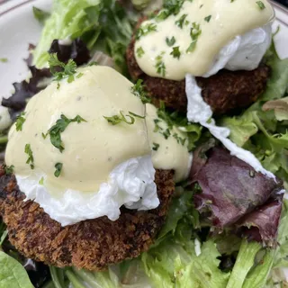 Shrimp Cake Benedict