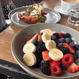 Bowl of Fruit