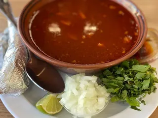 Taqueria y Birrieria las Cuatro Milpas