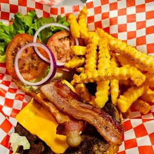 Bacon cheeseburger with fries
