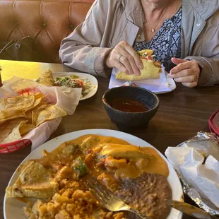 Chili relleno with scrimp is fabulous.